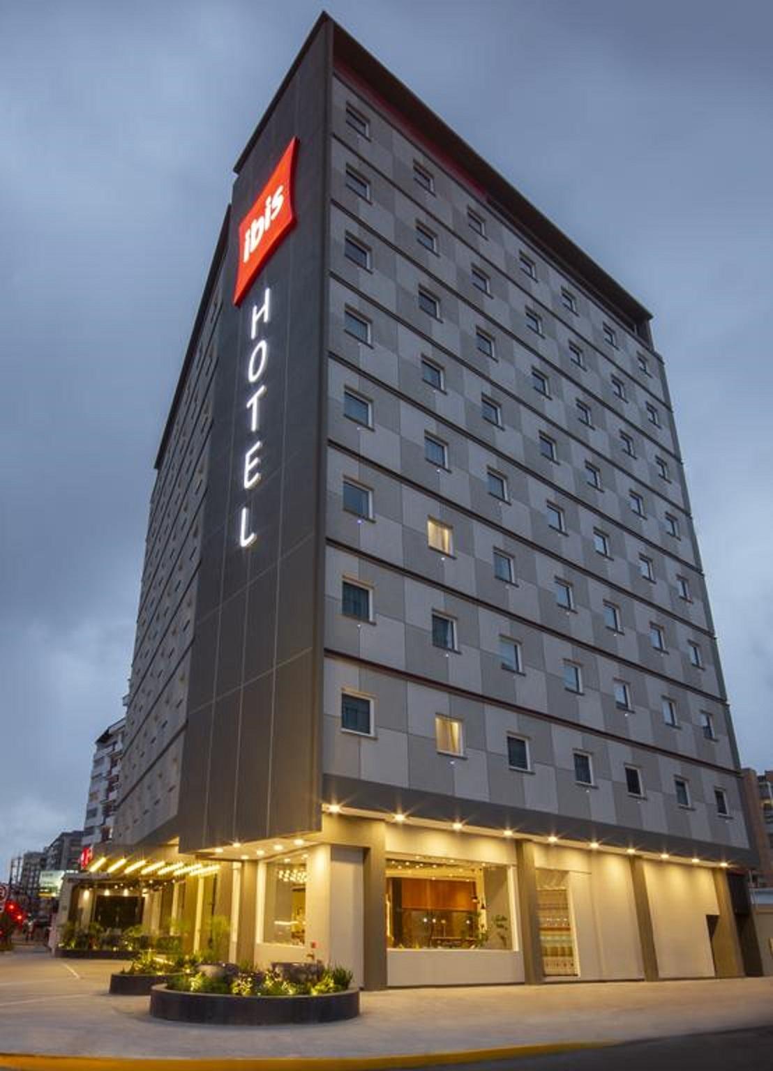 Hotel Ibis Quito Esterno foto